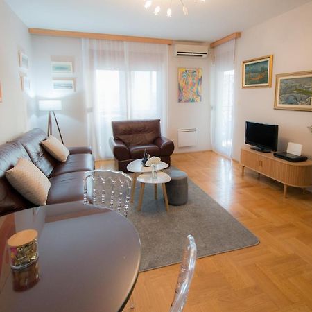City Nest Apartment Podgorica Exterior photo